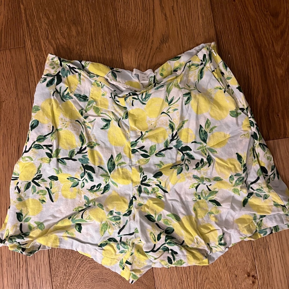 Linen Lemon Shorts